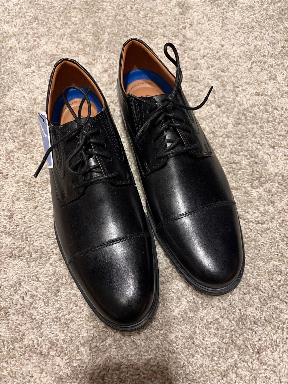 Clarks Black Leather Cap-Toe Lace-Up Oxfords